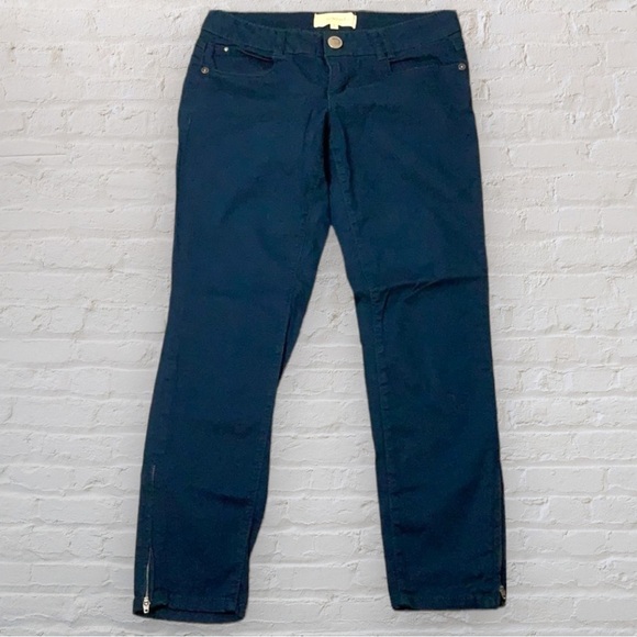 REWIND green pants. Size 9. Excellent pre-loved condition. Cotton spandex blend. - Picture 1 of 11